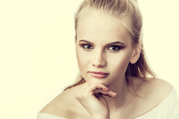 Anna / ***