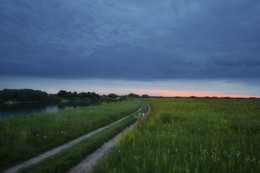 Sommerabend nach dem Sturm / ***