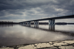 River Station / ***