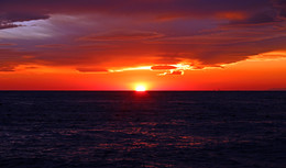 Sunset / ***