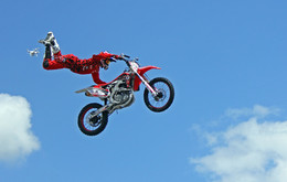 Im Flug / [img]http://rasfokus.ru/upload/comments/efc9439d59ee4cc376347b129b329aba.jpg[/img]
[img]http://rasfokus.ru/upload/comments/2e92a8a1e4356ab6406999baf05f1075.jpg[/img]
[img]http://rasfokus.ru/upload/comments/b88cc17247caebb5cd8631dbd4d495f5.jpg[/img]
