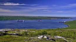 Kola Bay....Ships / ***