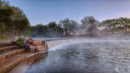 waterfall / ***