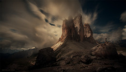 Tre Cime di Lavaredo, Boy / Tre Cime di Lavaredo, 2017.
https://mikhaliuk.com/Phototour-Alps-Tre-Cime-di-Lavaredo/