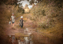 Fisherwoman / ***