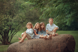Magnificent Four / ***