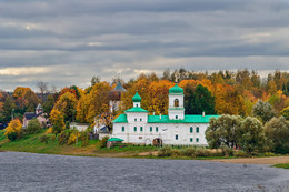 Mirozh monastery / ***