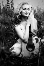 field, girl, guitar / ***