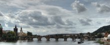 Charles Bridge (repost) / ***