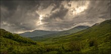 Features weather in the mountains / ***