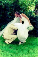 Give the garter! / )))))))))))))))))))))