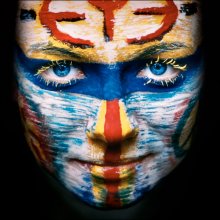 EYE / ***
