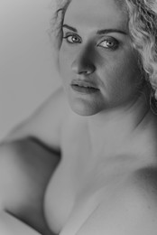 WomenallPerfect / ***