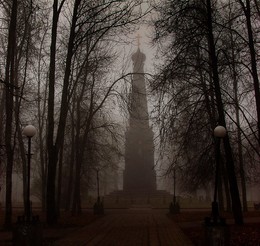 Die Stadt schläft / ***