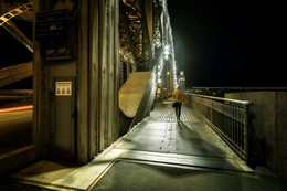 The city sleeps / ***