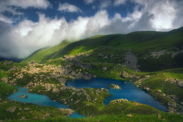 Summer in the mountains / ...