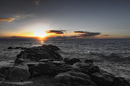 Dawn over the sea. / ***
