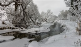 On the river / ***
