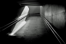play of light / ***