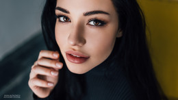 Julia / ***