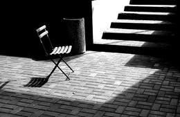 Wating / ***