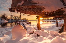 Sonnenuntergang an der Wolga / ***