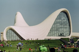 Baku / ***