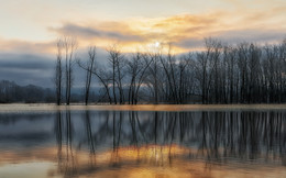 Morgen beginnt ... / ***