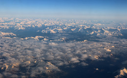snowy peaks / ***