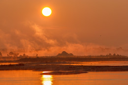 Herbst Morgendämmerung / ***