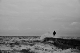 Storm / ***