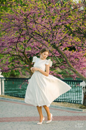 Alyona / ***