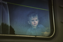 Bright sadness / ***