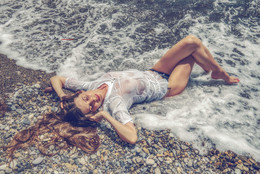 Tidal bore / ***
