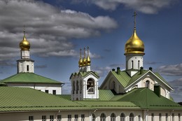 Domes / ***