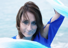 &nbsp; / on the sea