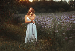 The Violet / ...