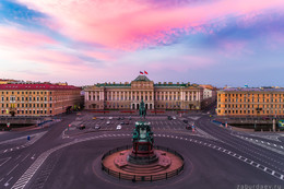 &nbsp; / DJI Phantom 4 Pro