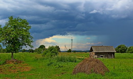 Before the storm / ***