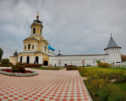 Vysotsky monastyr / ***