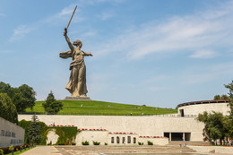 Mamaev Kurgan / ***