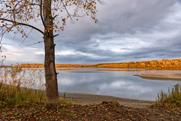 Autumn / ***