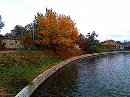 EL MALECÓN EN UNA ALDEA / ***