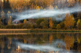 Smoke spreads quietly / ***