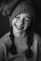 &nbsp; / ***