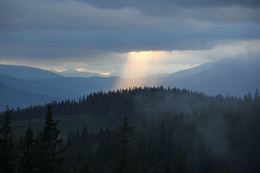 Letzter Strahl / ***