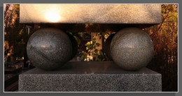 The Unbearable Lightness of Being / ***