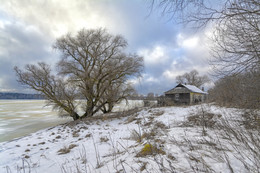 Thaw / ***