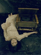 Hearing the melody to breathe all quiet ... and quiet ... / ***
