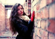 inna / -----